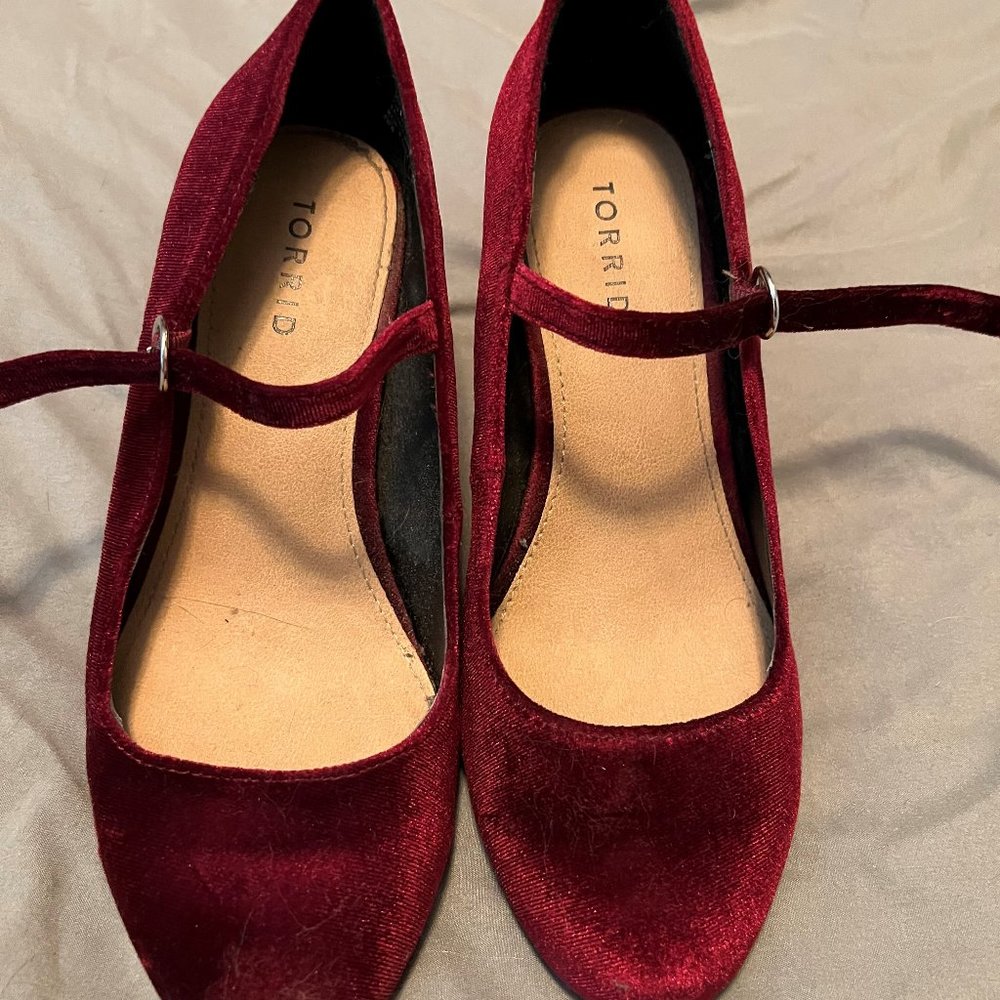 NWOT Maroon Velvet Mary Janes